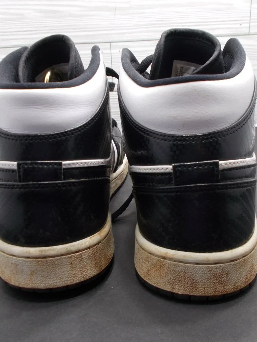 Nike Air Jordan 1 Mid Carbon Fiber DD1649-001 Men’s Size 12